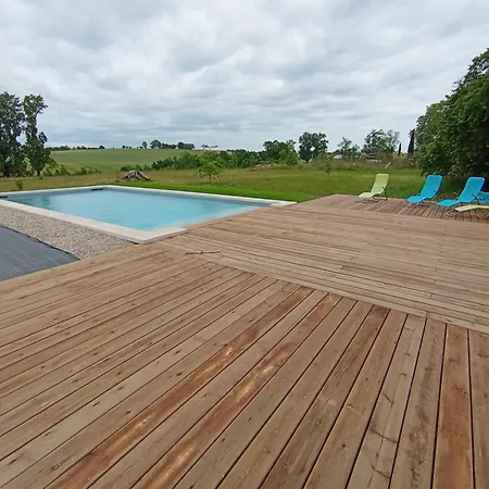 La Maison Au Bout De L'allee 別荘