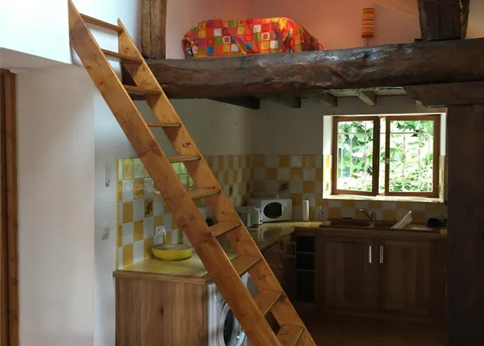 La Maison Au Bout De L'allee 度假居 Carbes